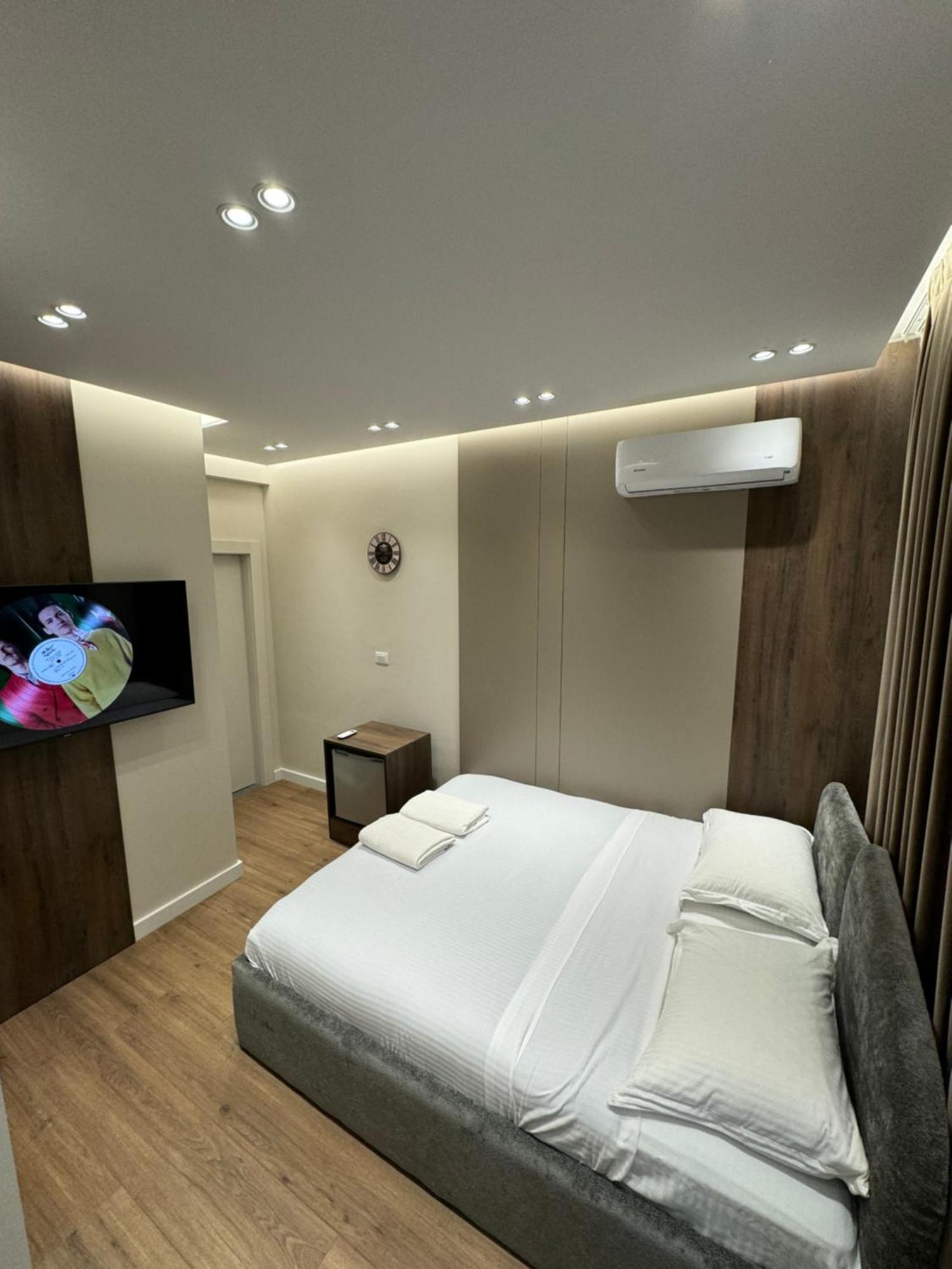 Lux Stay Tirana Exterior photo